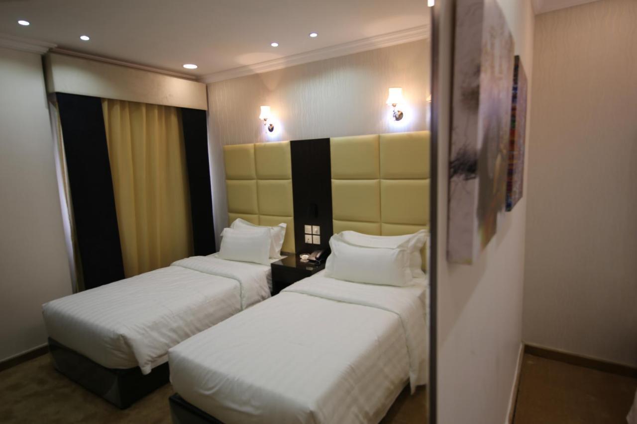 M Platinum Hotel Médine Extérieur photo